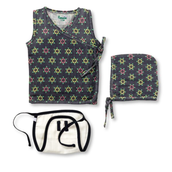 Unisex Geometric Printed Jhabla, Nappy & Cap Set